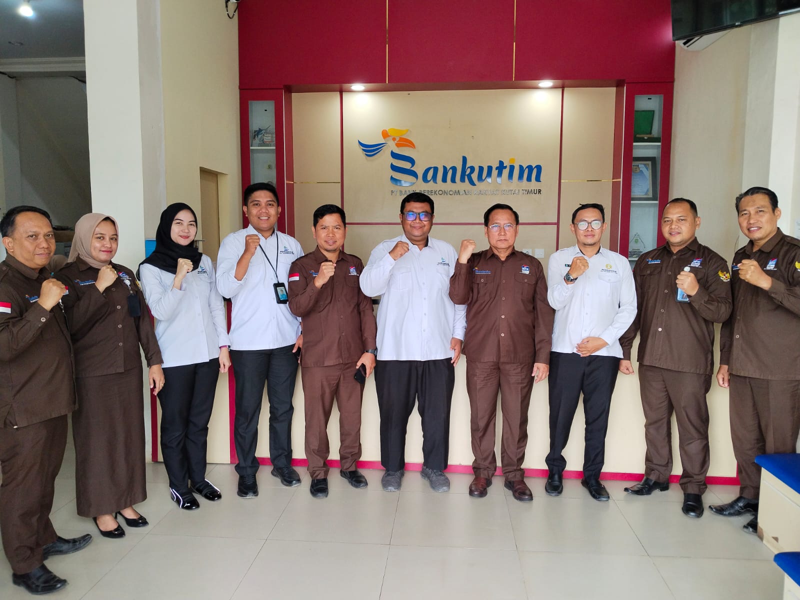Pererat Silaturahmi, Jajaran Manajemen PDAM Tirta Tuah Benua Kunjungi Kantor Pusat PT BPR Kutim